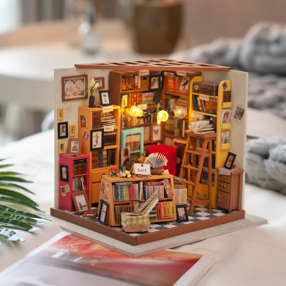 Rolife Sam's Study Room DIY Miniature House Kit