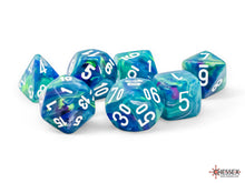 Chessex 7-Die Set - Festive Mega-hedral - Waterlily/White
