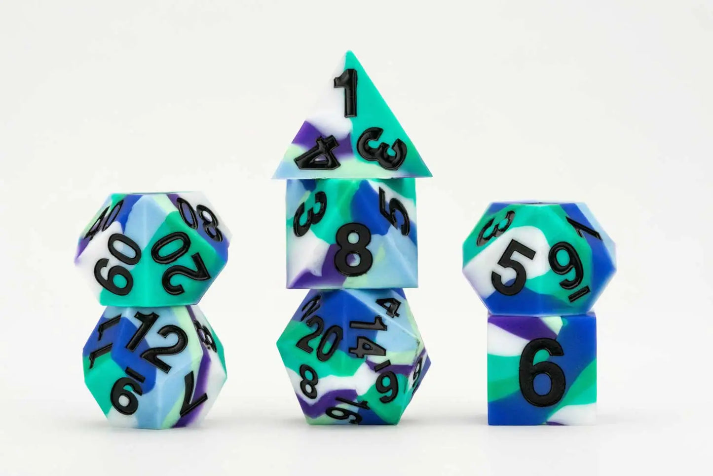 Fanroll Sharp Edge Silicone Rubber Dice Set: GAYMERS PRIDE