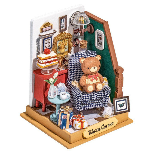 Rolife Holiday Living Room DIY Miniature House Kit DS028